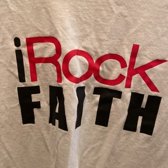 I Rock Faith T-Shirt - Picture 2 of 3